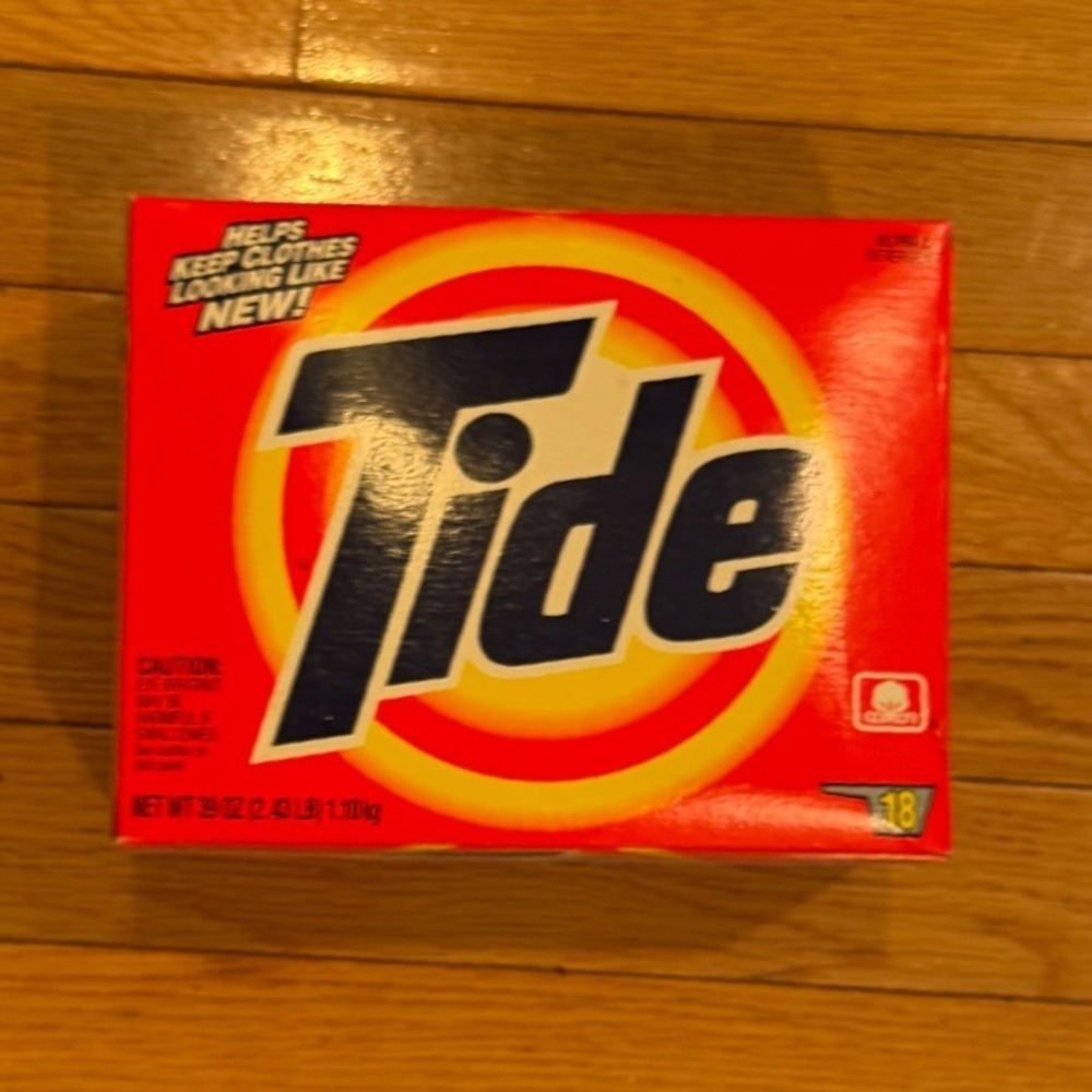 Vtg 1997 Tide Ultra 2 Powder Laundry‎ Detergent 39oz 18 Loads Retro Prop Box P&G